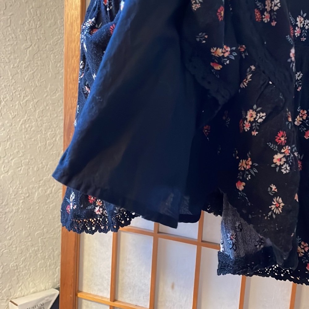American Eagle Tiered Lace Black Floral Mini Dress S - Picture 7 of 9